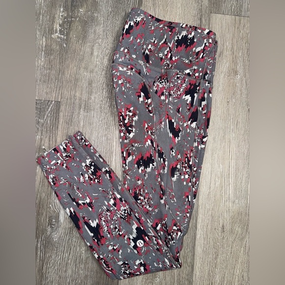 lululemon bundle 1 pants & 2 leggings size 0-2 - Picture 8 of 15